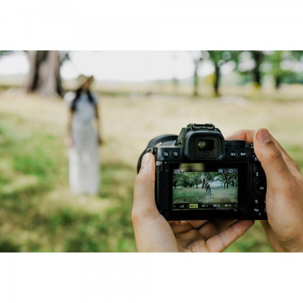 Nikon Z50 II – Camara sin espejo APS-C 4K-20