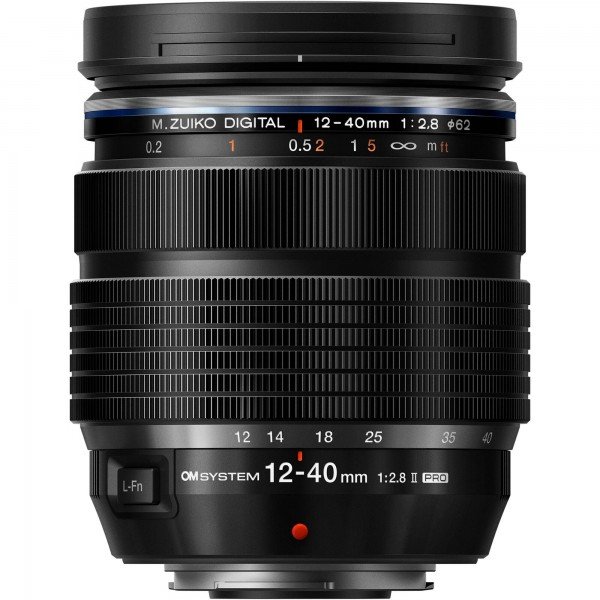 OM SYSTEM OM-5 Mark II Noir + 12-40mm f/2.8 PRO II + 1 SanDisk 64GB Extreme PRO UHS-II SDXC + 2 OM System BLS-50-13