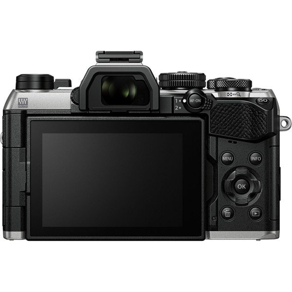 OM SYSTEM OM-5 Mark II Plata + 12-45mm f/4 PRO + 1 SanDisk 512GB Extreme PRO UHS-II SDXC + OM System BLS-50-8