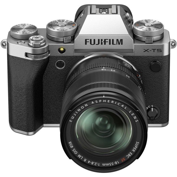 Fujifilm X-T5 + 18-55mm f/2.8-4 R LM OIS (Silver)-1