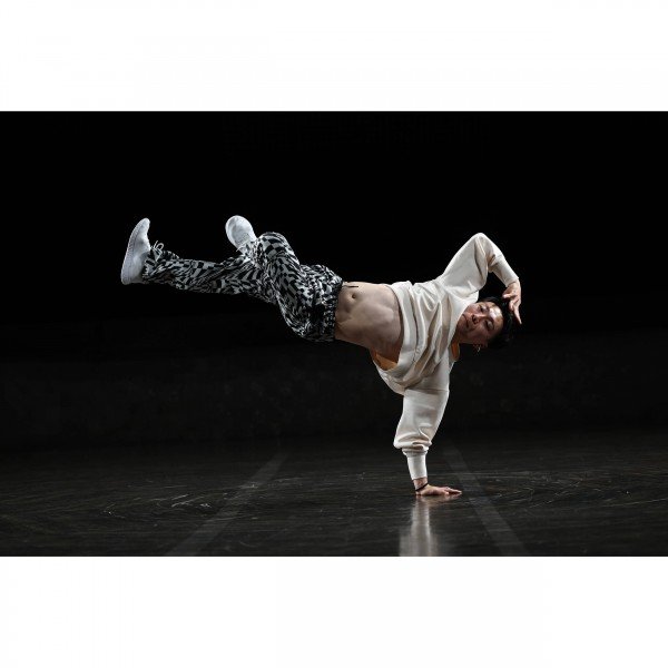 Canon RF 70-200mm f/2.8 L IS USM Z (Noir)-13